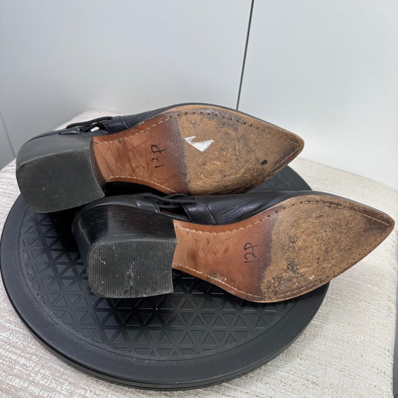 Linea‎ Paolo Womens 7M Black Leather Pointed Toe Lace Up Block Heel Ankle Boots - Picture 9 of 9